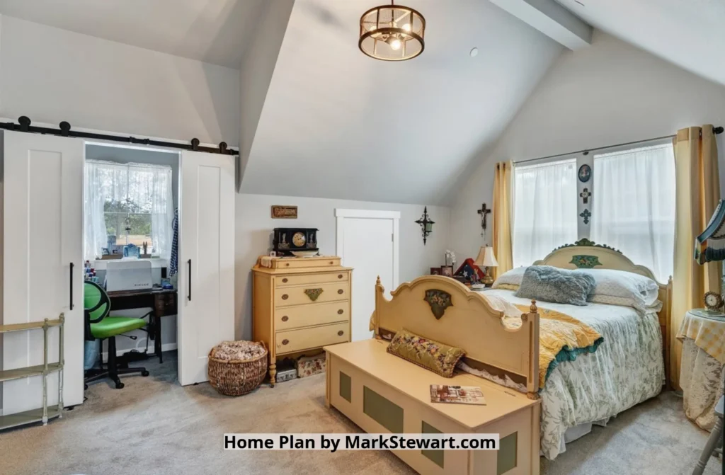 MarkedBerdBarnBedroom